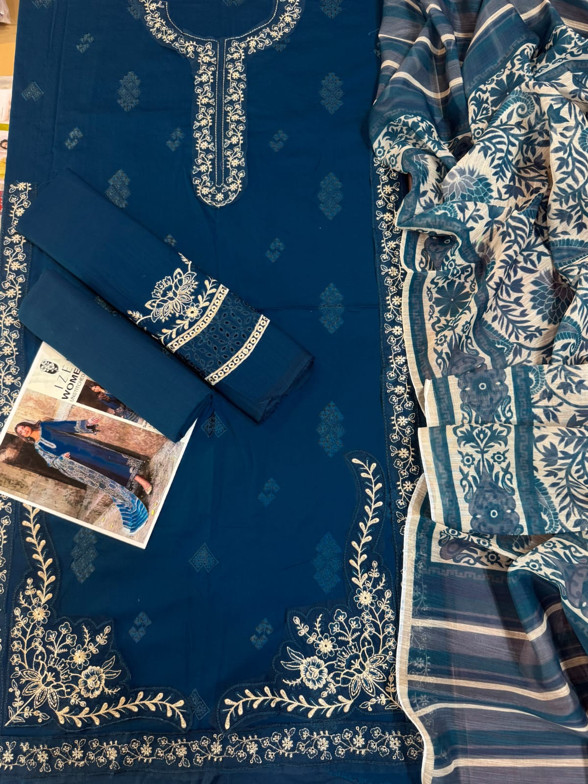 IZEL Embroidered Lawn Suit - Additional product view