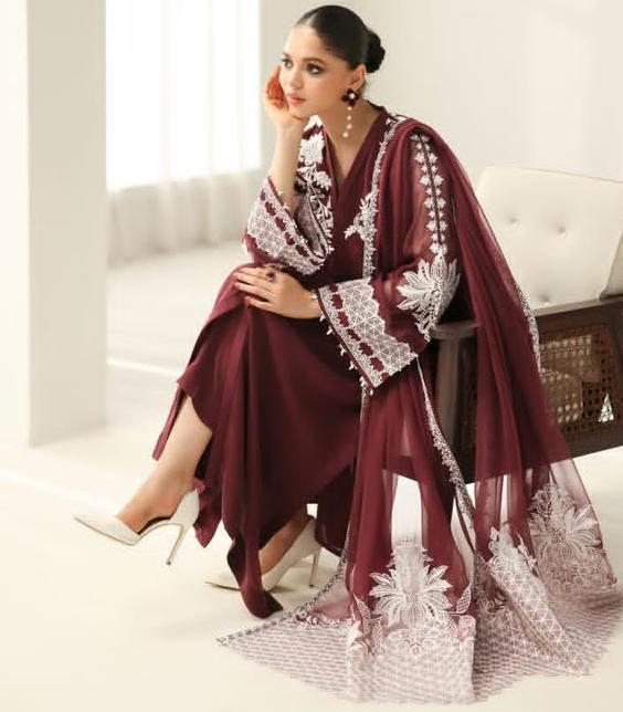 Baroque Luxury Chiffon Suit with Heavy Embroidered Dupatta